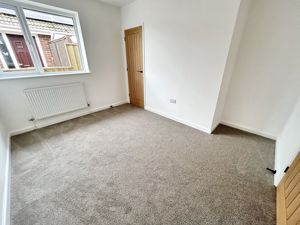 Bedroom- click for photo gallery